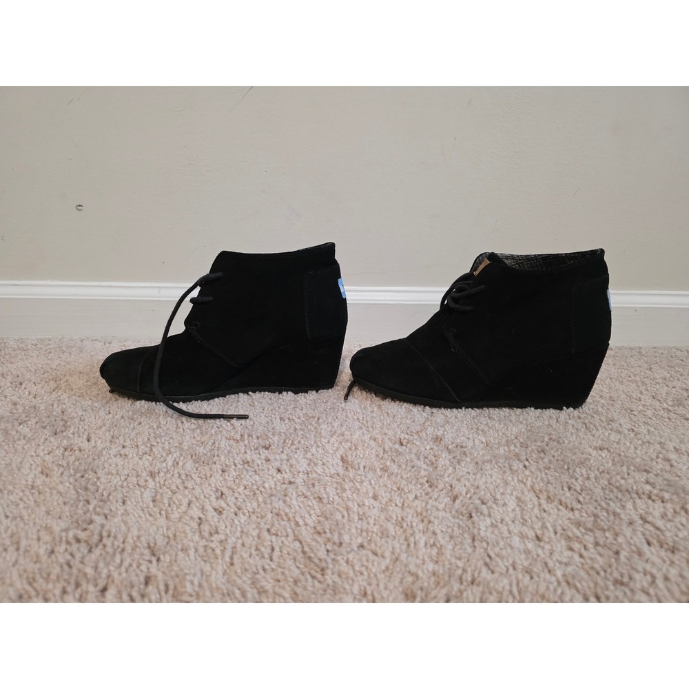 TOMS Womens Black Suede Desert Wedge Lace Up Booties Plaid Lining Size 7.5